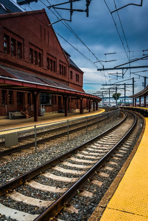 Union Station and railroad tracks in New London, Connecticut.